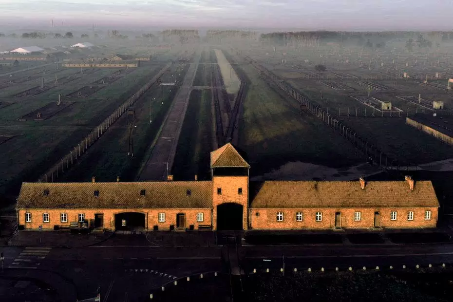  Auschwitz Campo de Concentracao